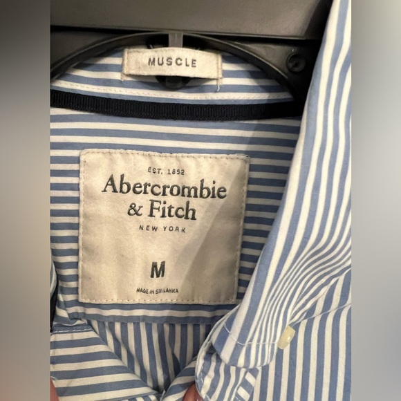 Abercrombiemvie & Fitch mens muscle button down blue white stripes medium - Picture 5 of 5